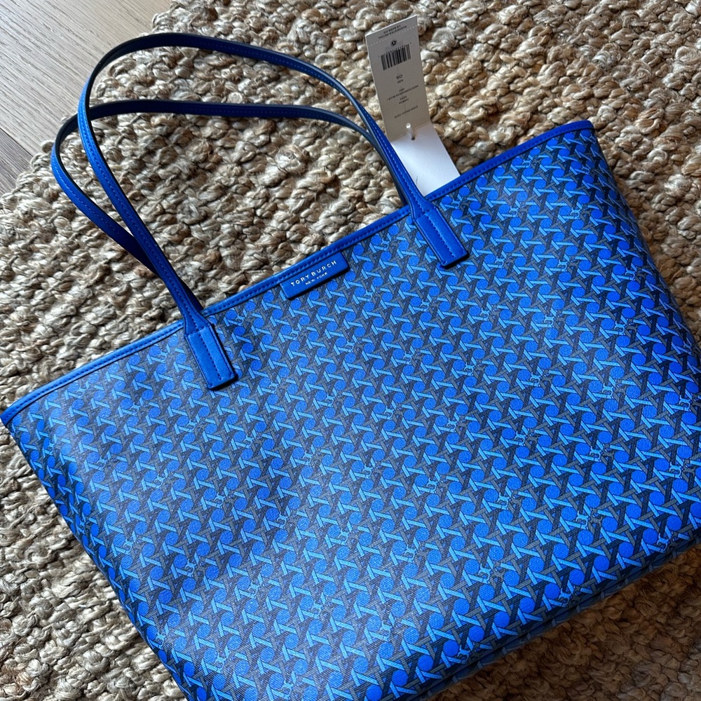 Tory Burch everyday zip tote